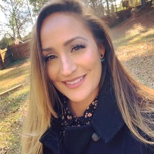 Meet your Posher, Gigi